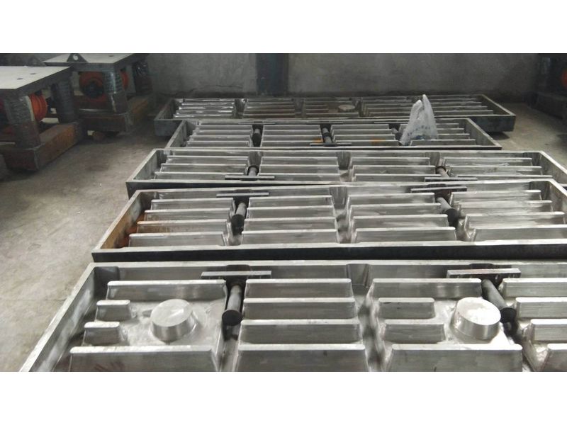 漏（lòu）糞板模具